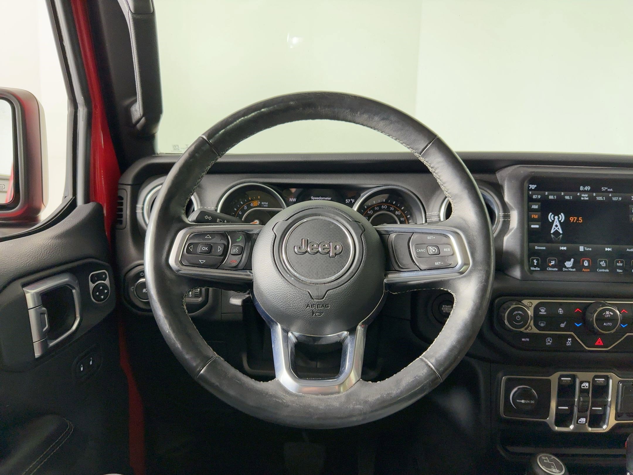 Used 2018 Jeep Wrangler Unlimited Sahara image 21