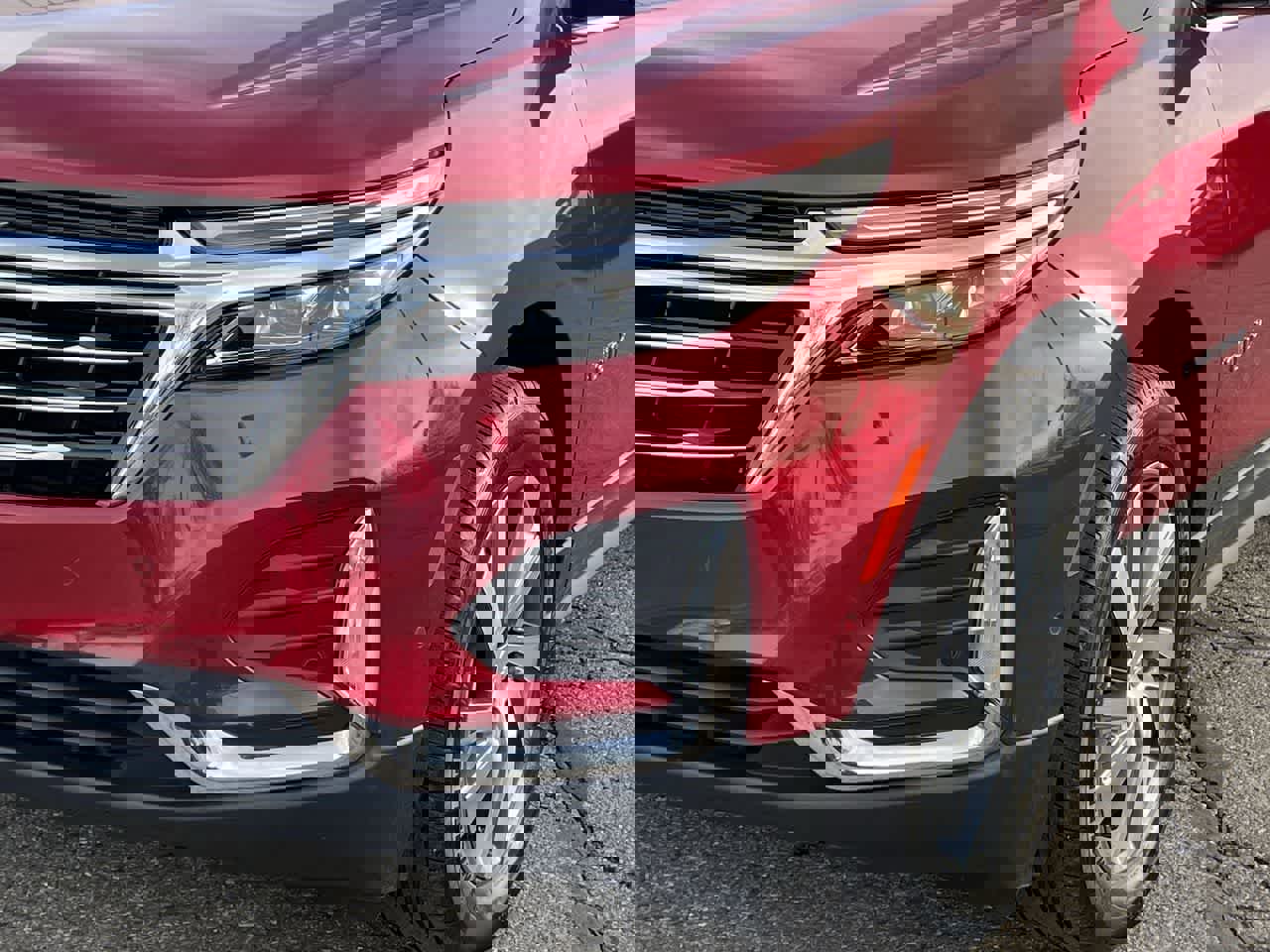 Used 2023 Chevrolet Equinox Premier image 39