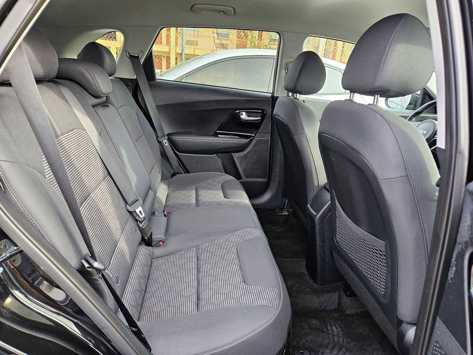 Certified 2022 Kia Niro LXS image 19