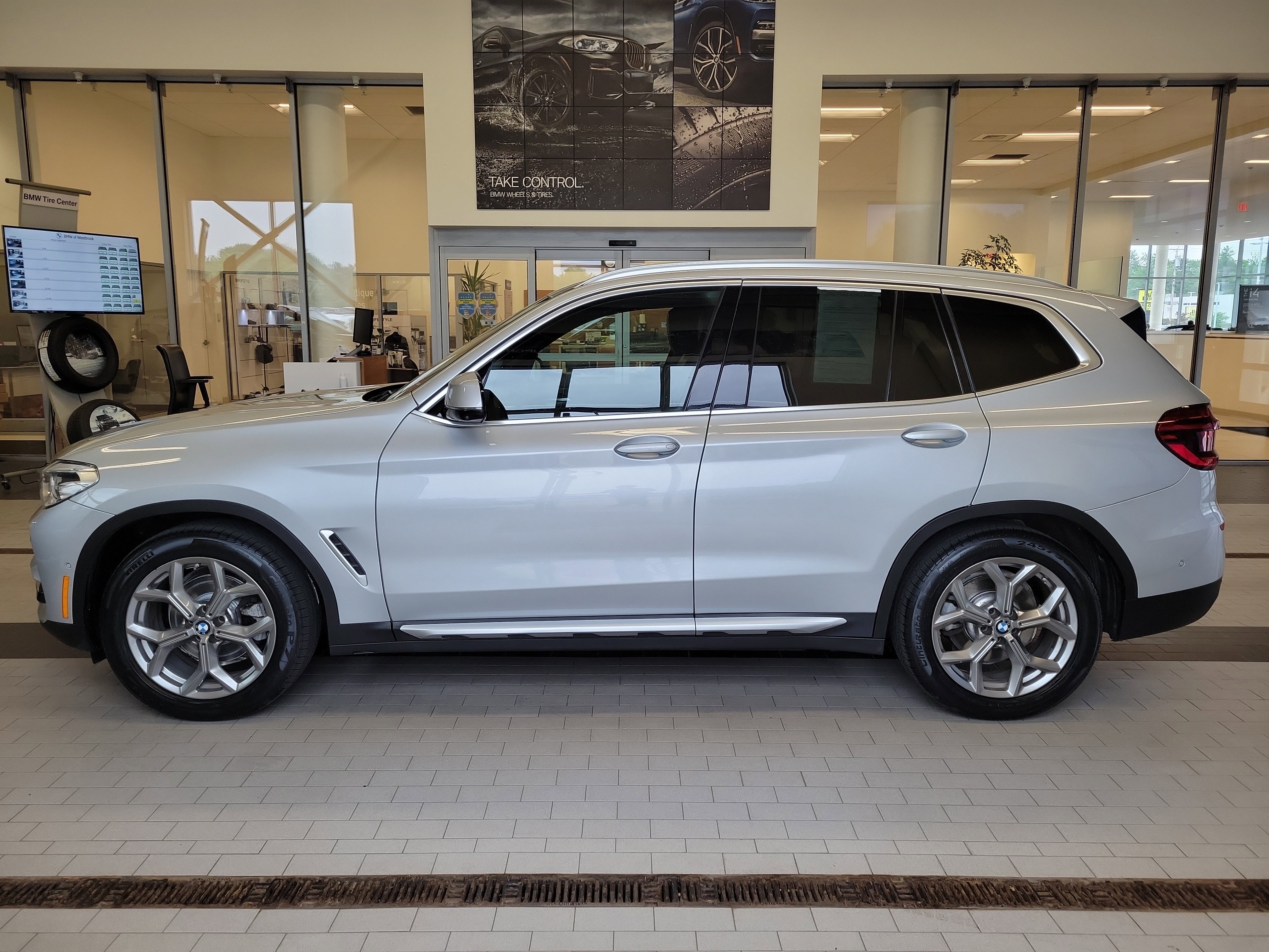 Used 2021 BMW X3 xDrive30i w/ Premium Package AWD/4WD image 8
