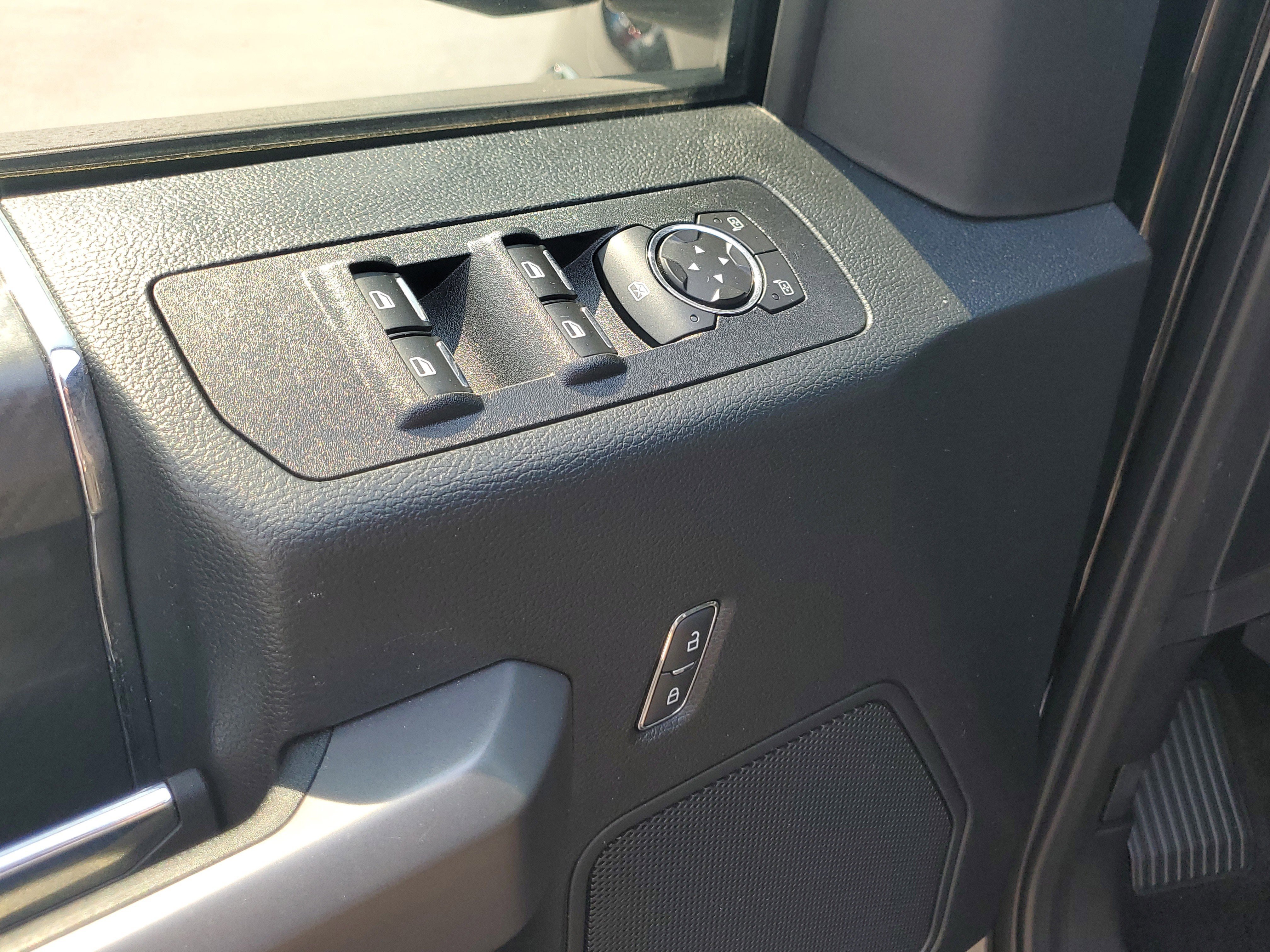 Used 2019 Ford F150 XLT w/ Equipment Group 302A Luxury image 20