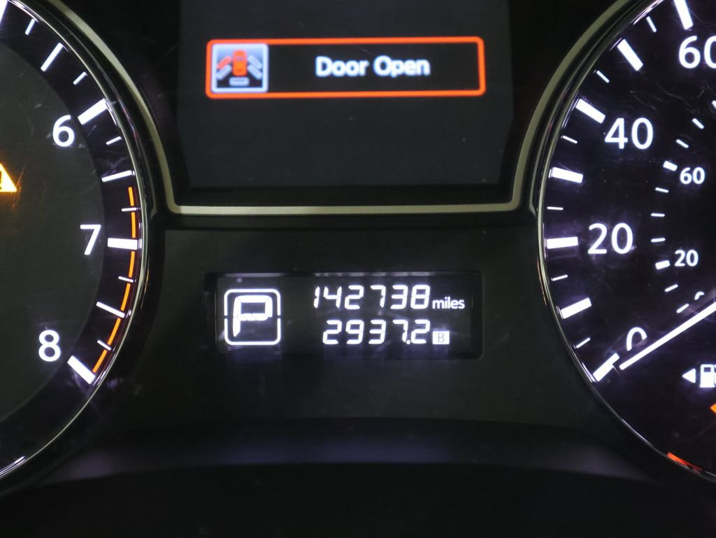 Used 2014 Nissan Pathfinder SL AWD/4WD image 41