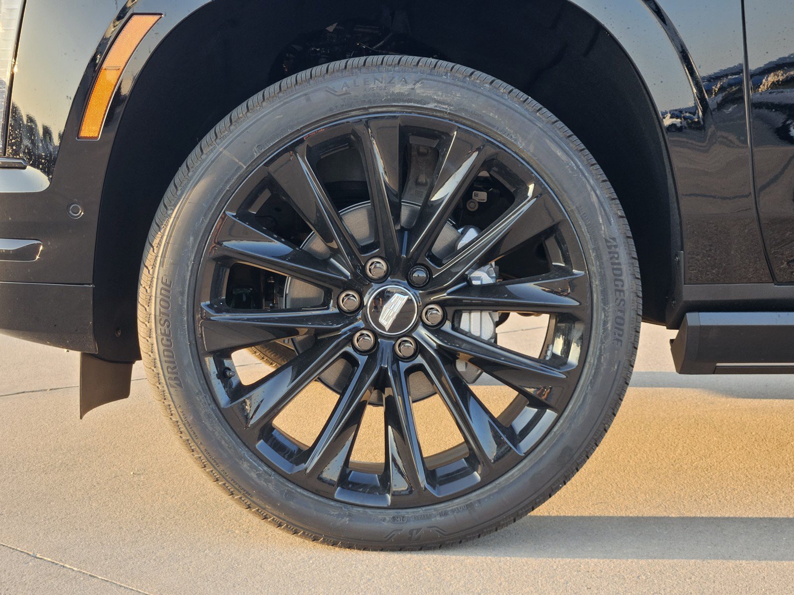 New 2026 Cadillac Escalade ESV Platinum Sport w/ LPO, ONYX Package AWD/4WD image 7