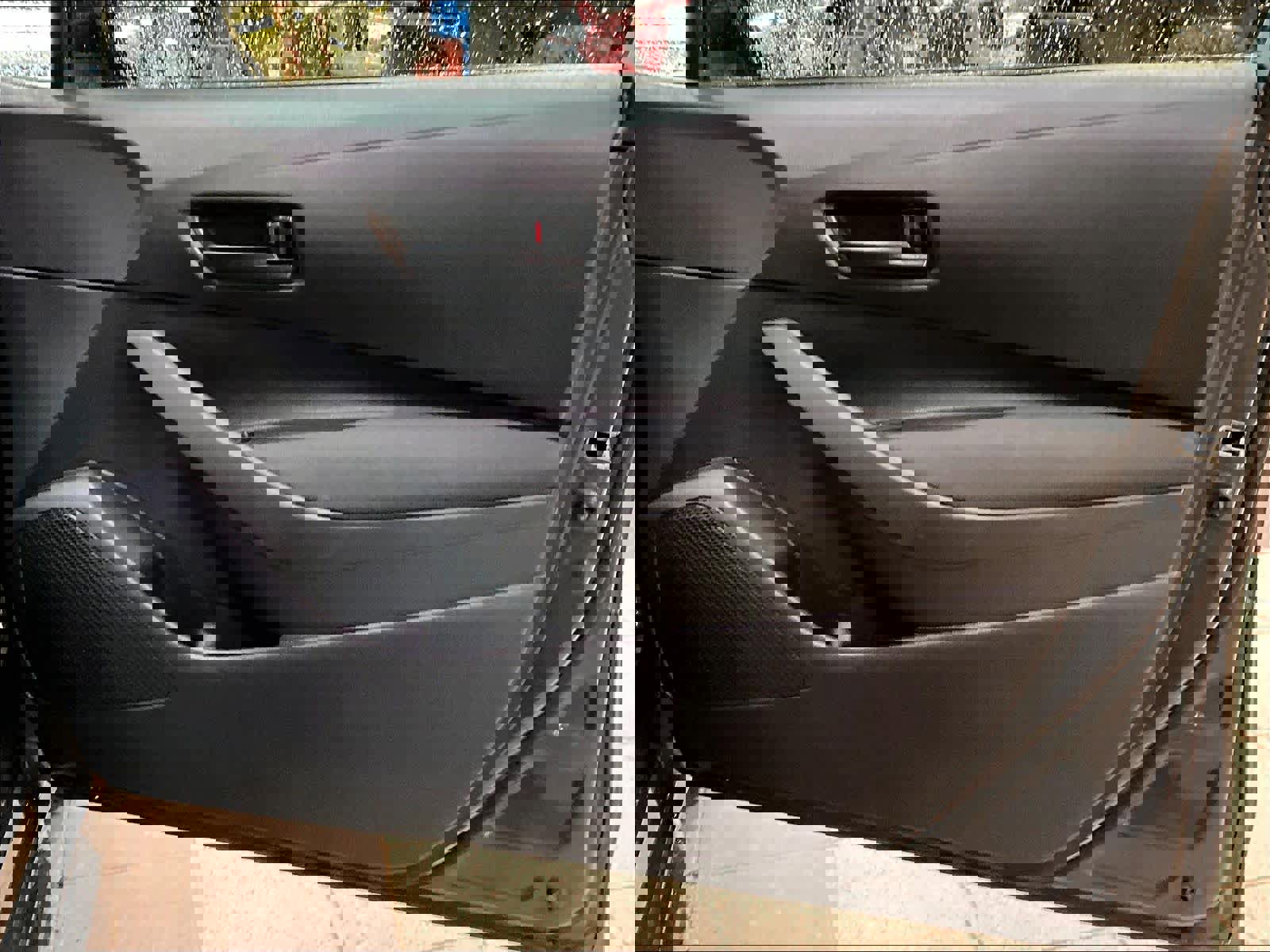 Used 2025 Toyota Corolla LE image 12