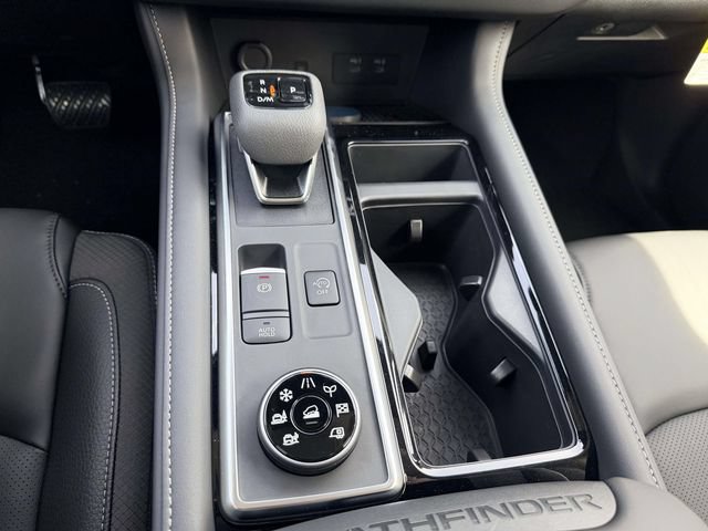 New 2026 Nissan Pathfinder SL w/ SL Premium Package AWD/4WD image 23