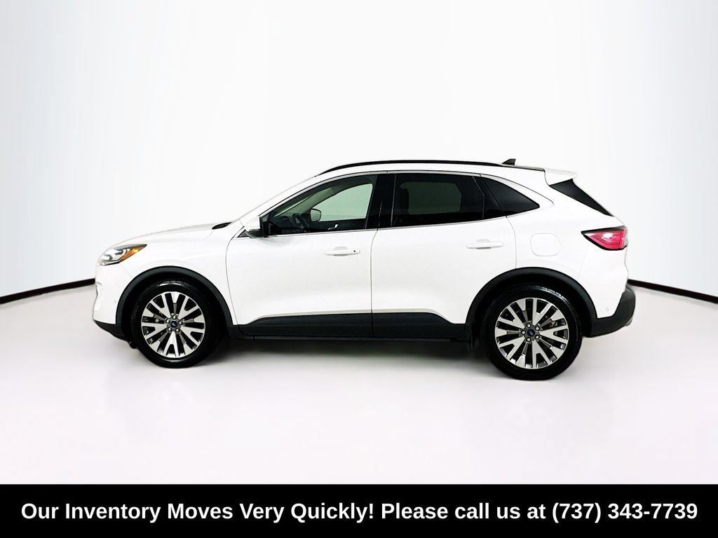 Used 2020 Ford Escape Titanium w/ Titanium Premium Package 2.0 FWD image 4