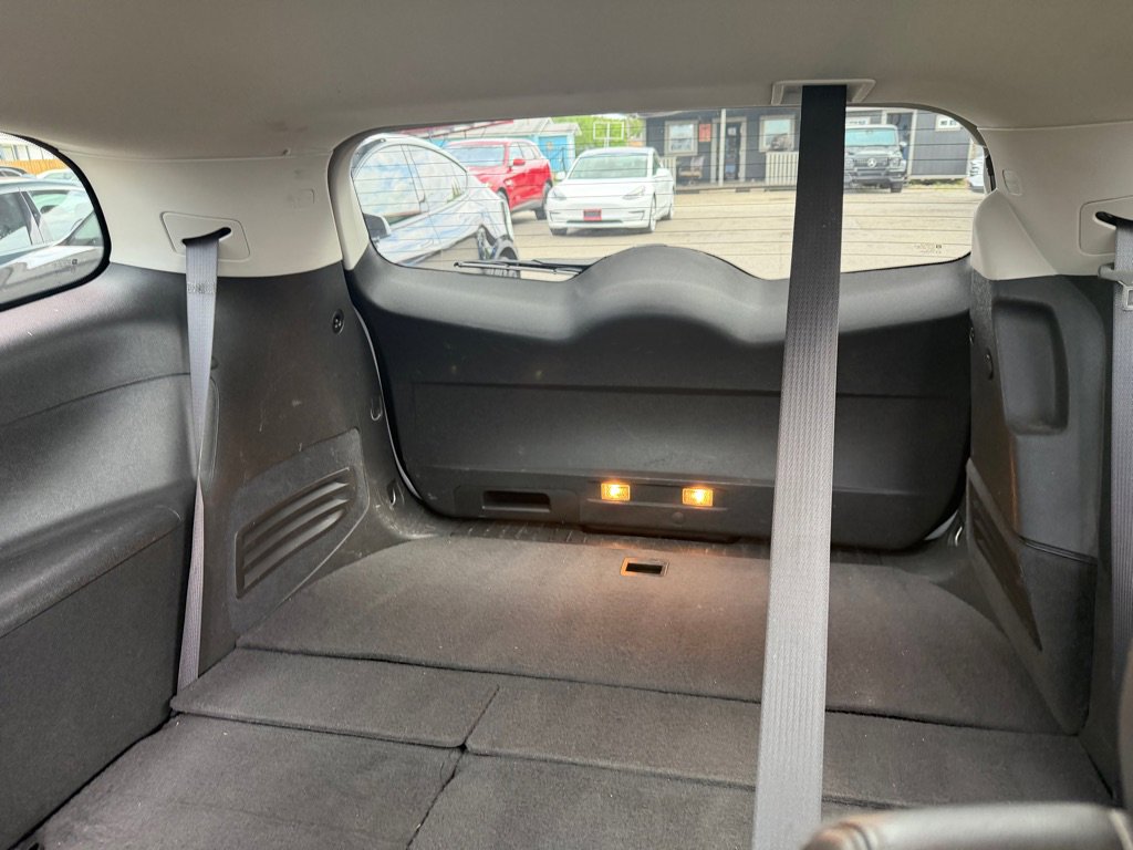 Used 2017 Buick Enclave Leather FWD image 28