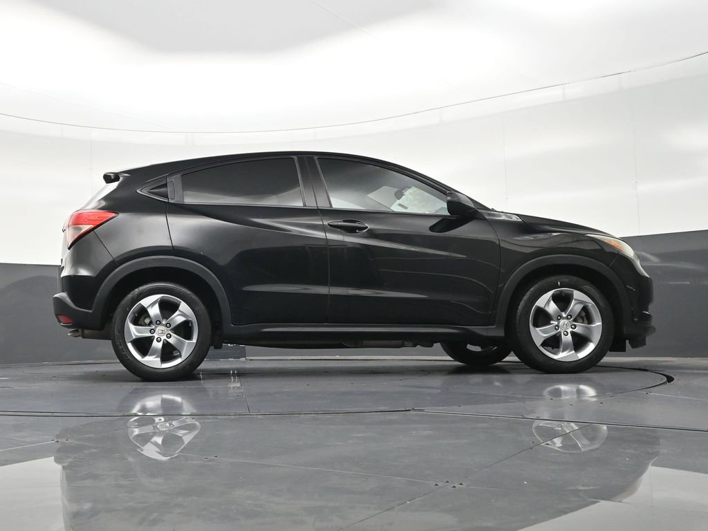 Used 2018 Honda HR-V LX image 28