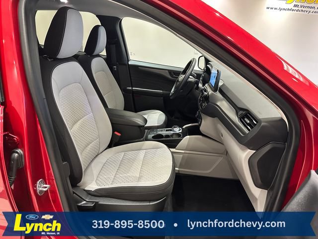 Certified 2023 Ford Escape Active AWD/4WD image 6