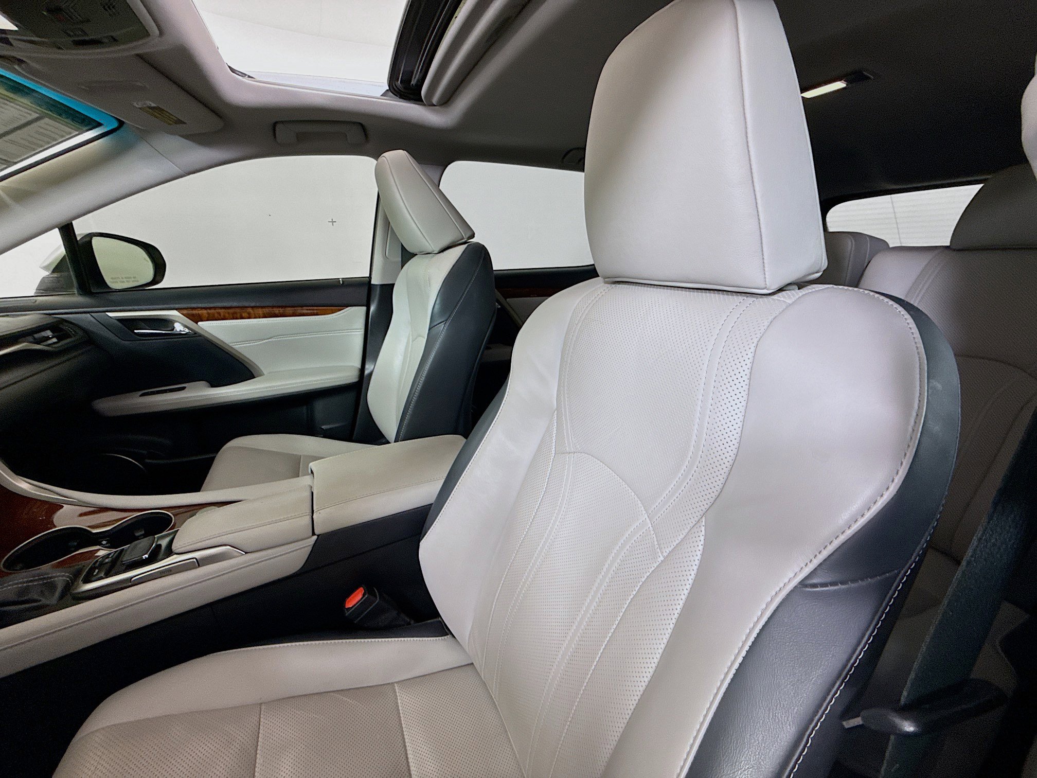 Used 2019 Lexus RX 350L AWD image 11