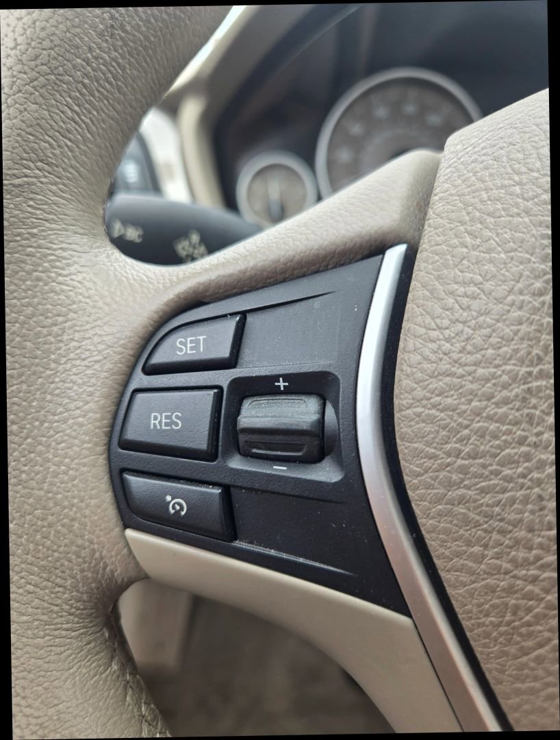 Used 2013 BMW 328i Sedan image 27