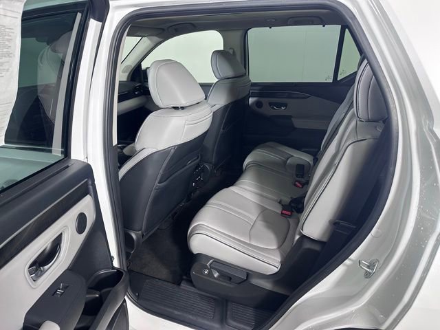 Used 2023 Honda Pilot Elite image 17