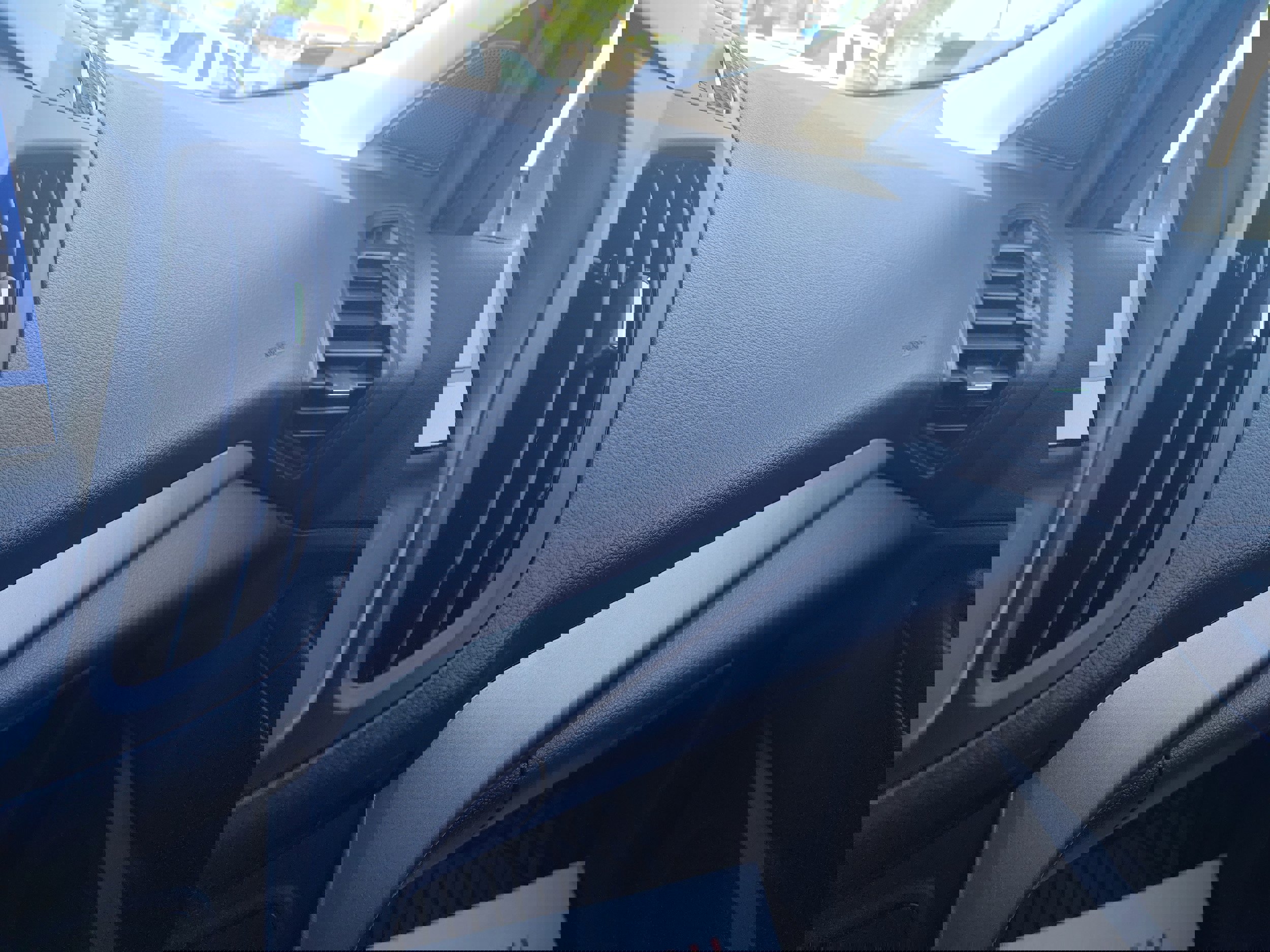 Used 2019 Ford Escape SEL image 19