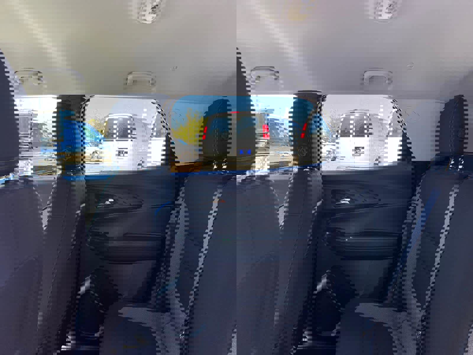 Certified 2023 Chevrolet TrailBlazer LT w/ Convenience Package AWD/4WD image 29