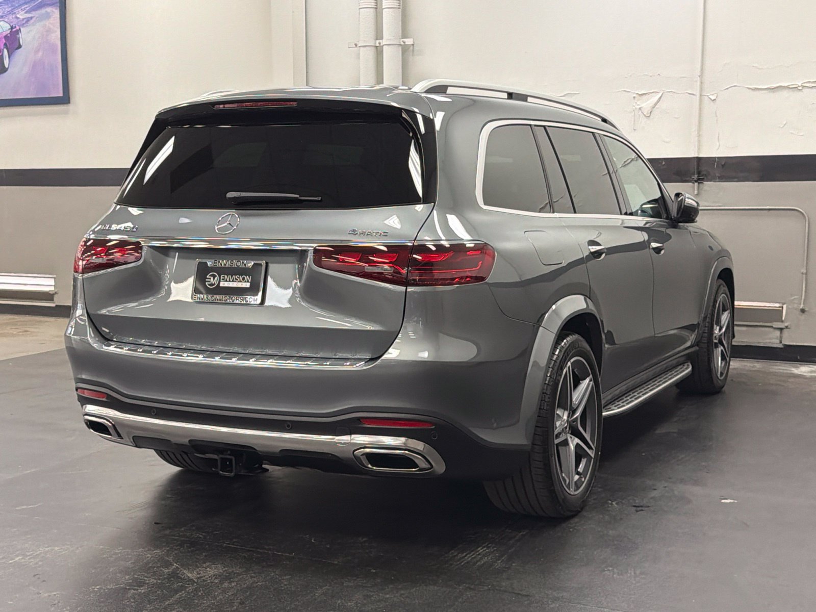 Used 2026 Mercedes-Benz GLS 450 4MATIC w/ AMG Line Exterior image 12