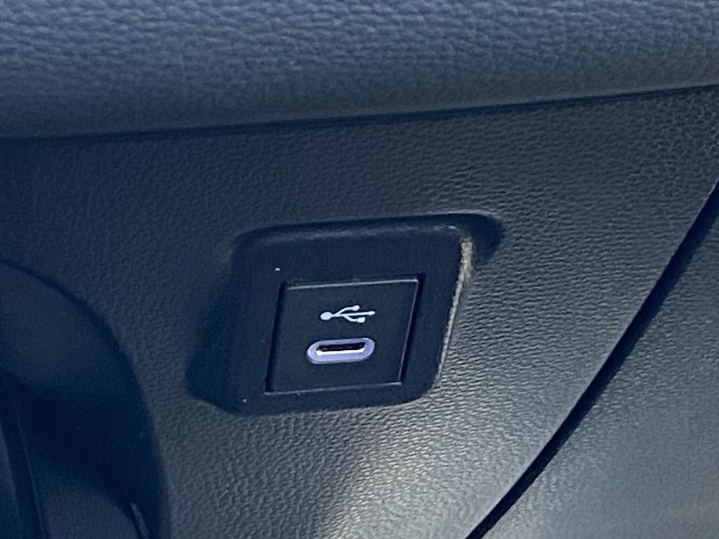 Certified 2025 Toyota Corolla LE image 32