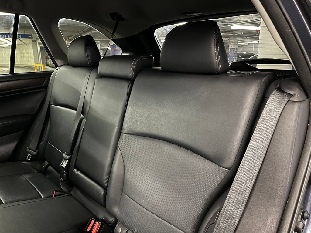 Used 2017 Subaru Outback 2.5i Limited AWD/4WD image 20