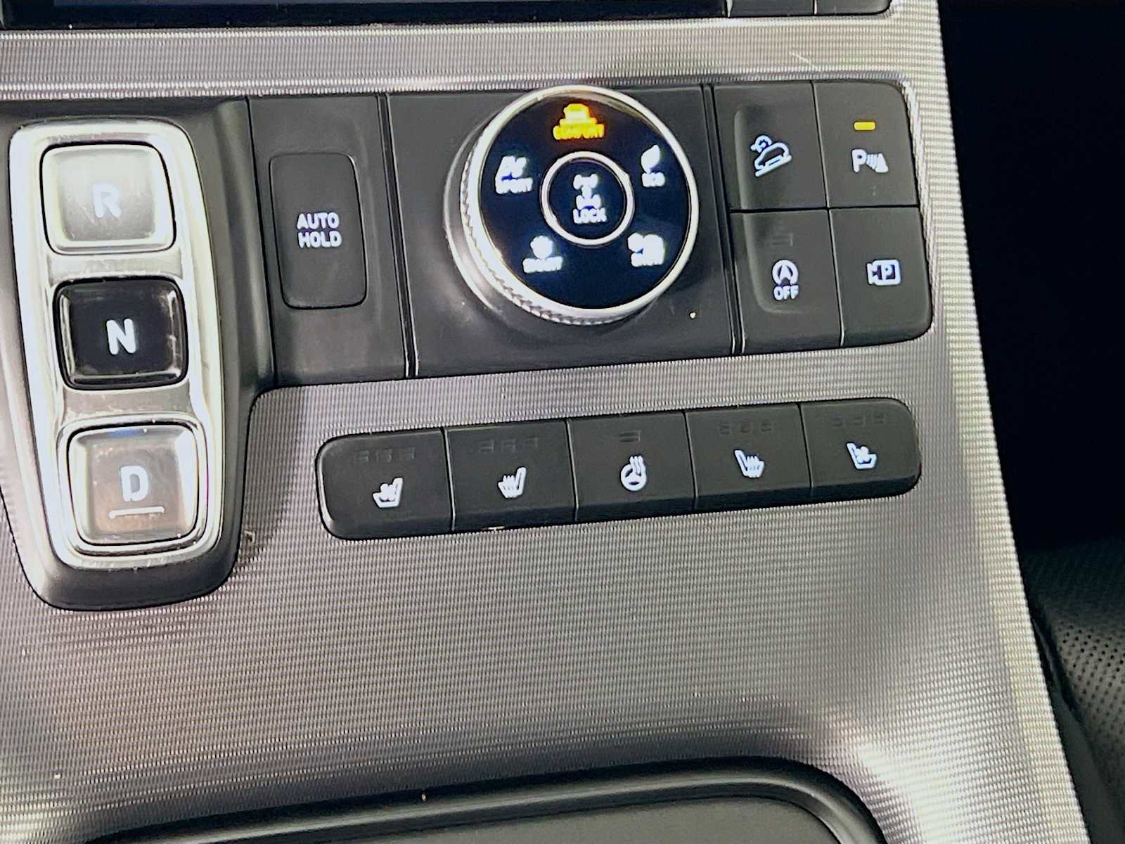 Used 2023 Hyundai Palisade Calligraphy image 20