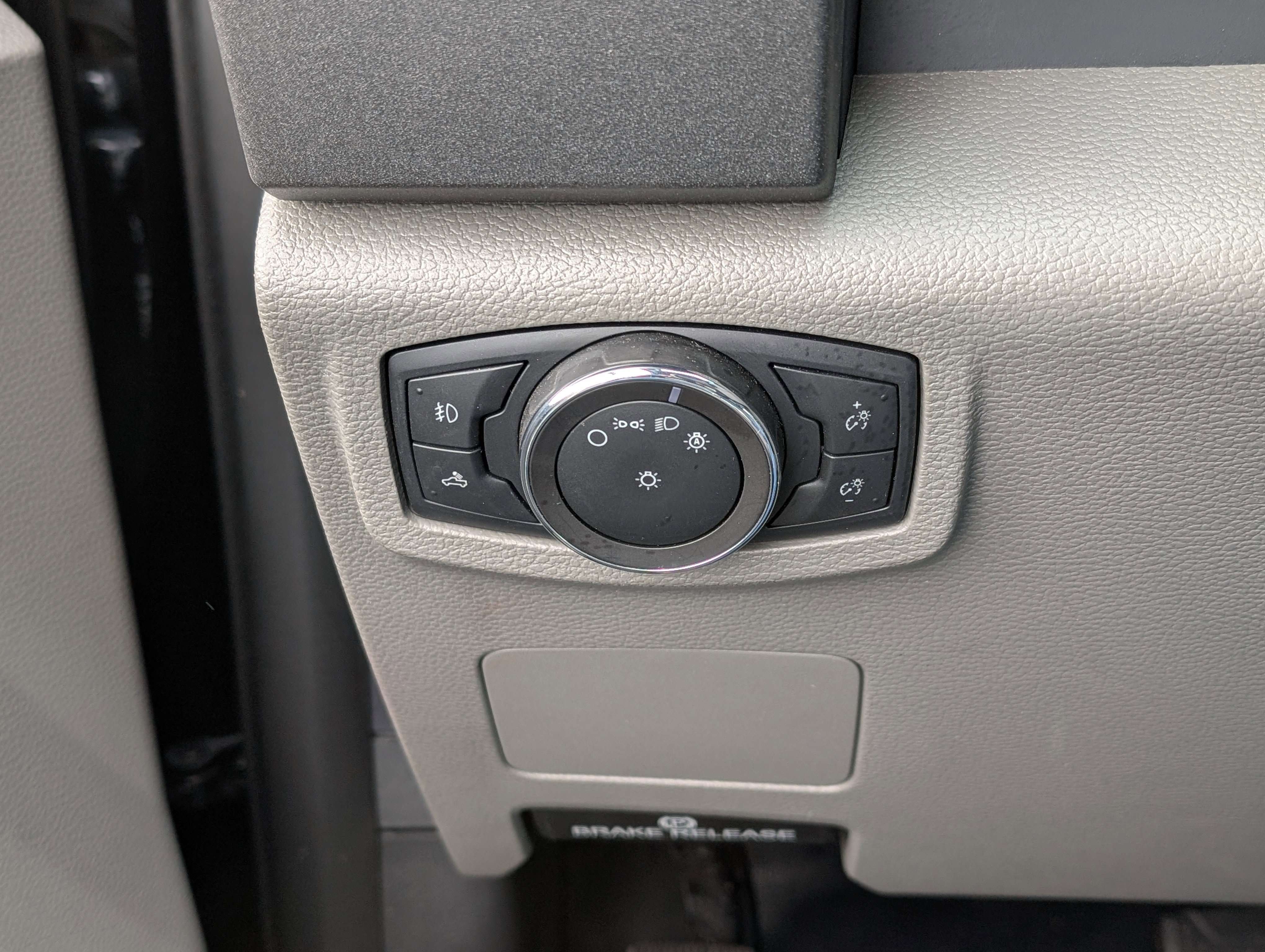 Used 2022 Ford F350 XL w/ Power Equipment Group image 16