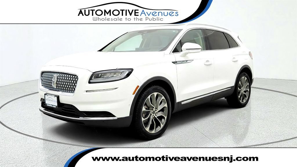 Used 2023 Lincoln Nautilus Reserve w/ Equipment Group 201A AWD/4WD image 1