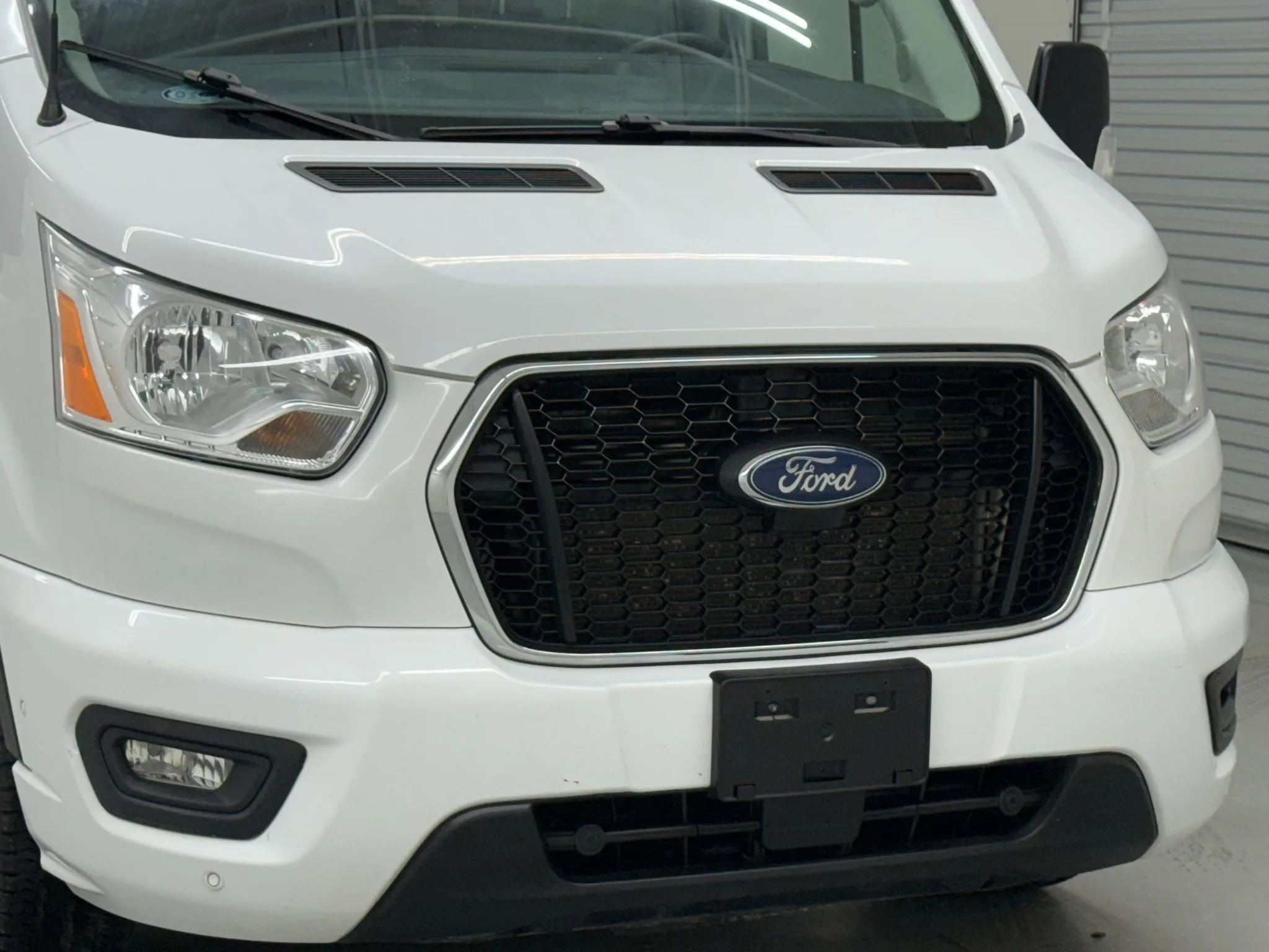 Used 2021 Ford Transit 350 XLT image 36