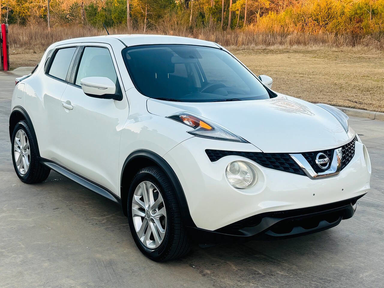 Used 2016 Nissan Juke S image 3