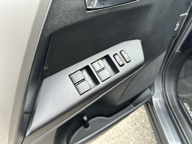 Used 2017 Toyota RAV4 XLE w/ Plus Extra Value Package AWD/4WD image 19