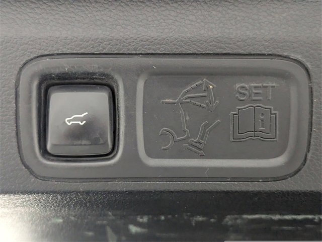 Used 2020 Lincoln Navigator Reserve w/ Equipment Group 208A Reserve image 31