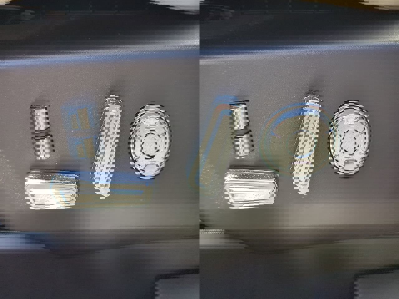 Used 2024 Lincoln Nautilus Black Label w/ Jet Appearance Package (87T) image 30