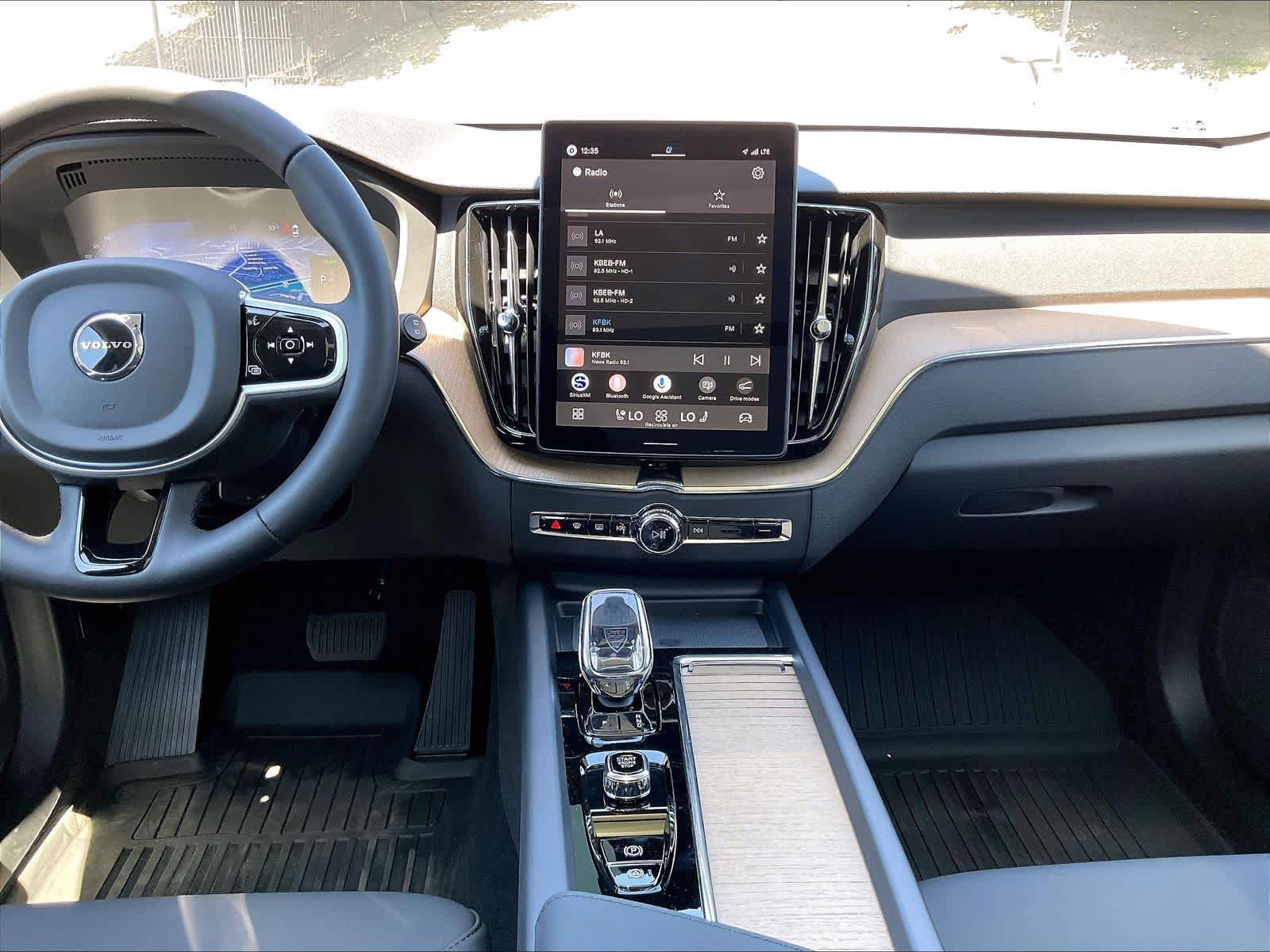 New 2026 Volvo XC60 T8 Plus w/ Climate Package AWD/4WD image 9