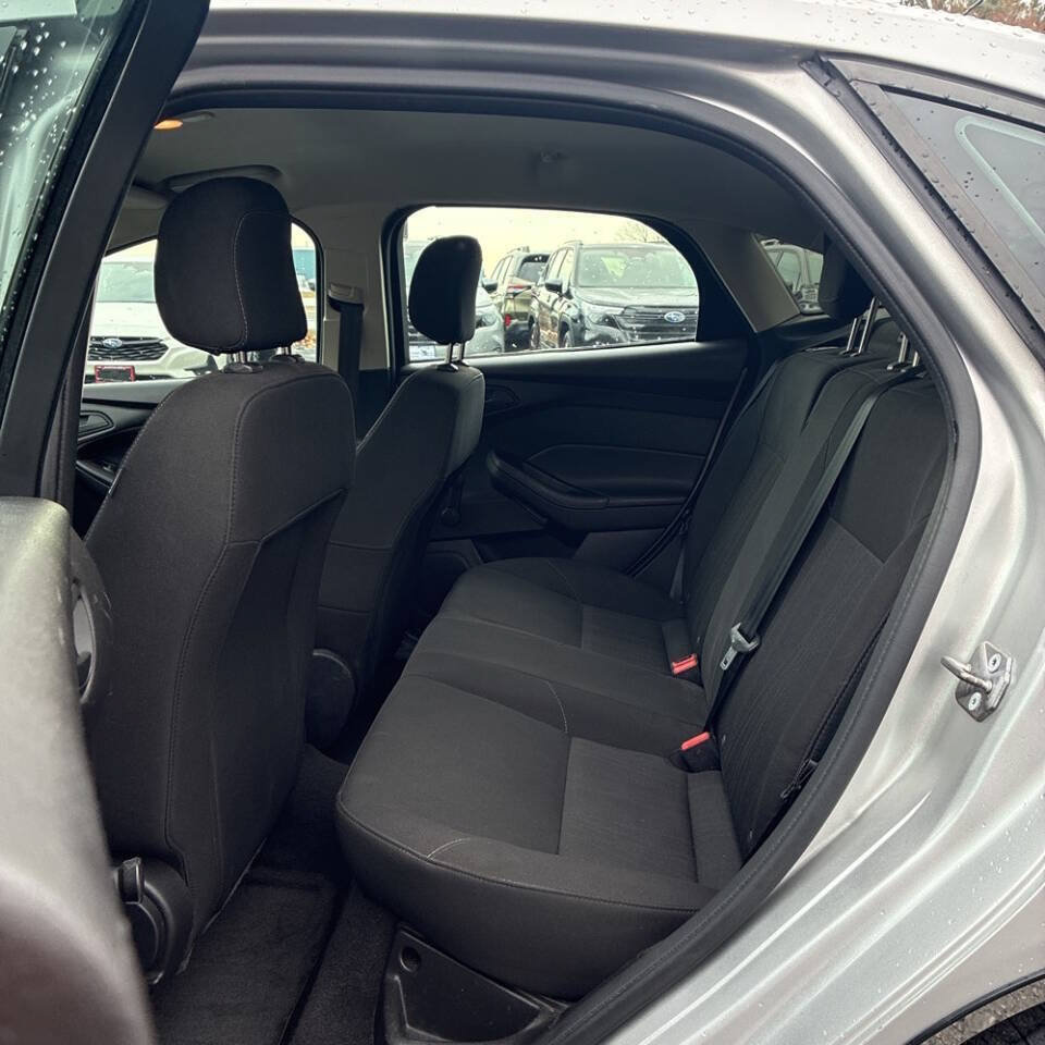 Used 2017 Ford Focus S FWD image 19