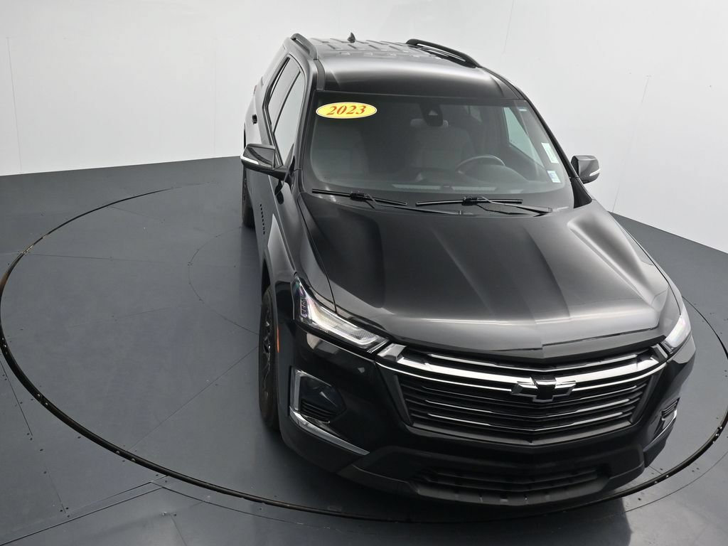 Used 2023 Chevrolet Traverse LT FWD image 24