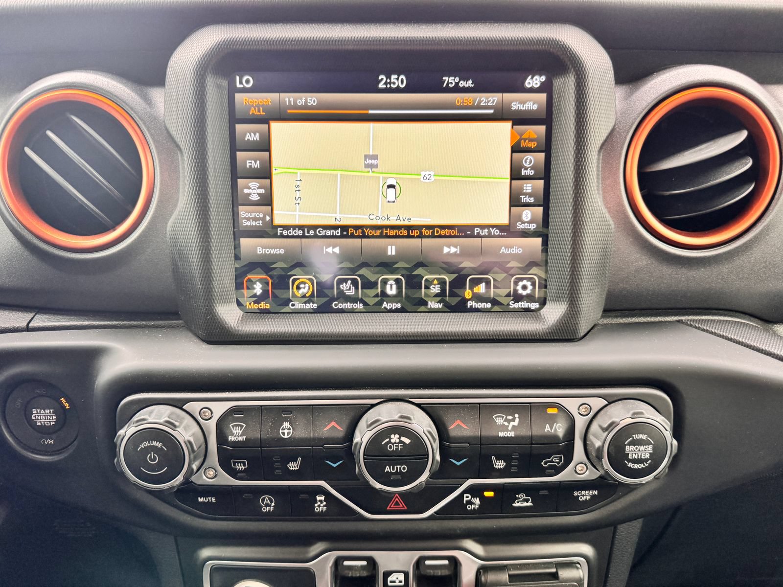 Used 2021 Jeep Gladiator Mojave AWD/4WD image 19