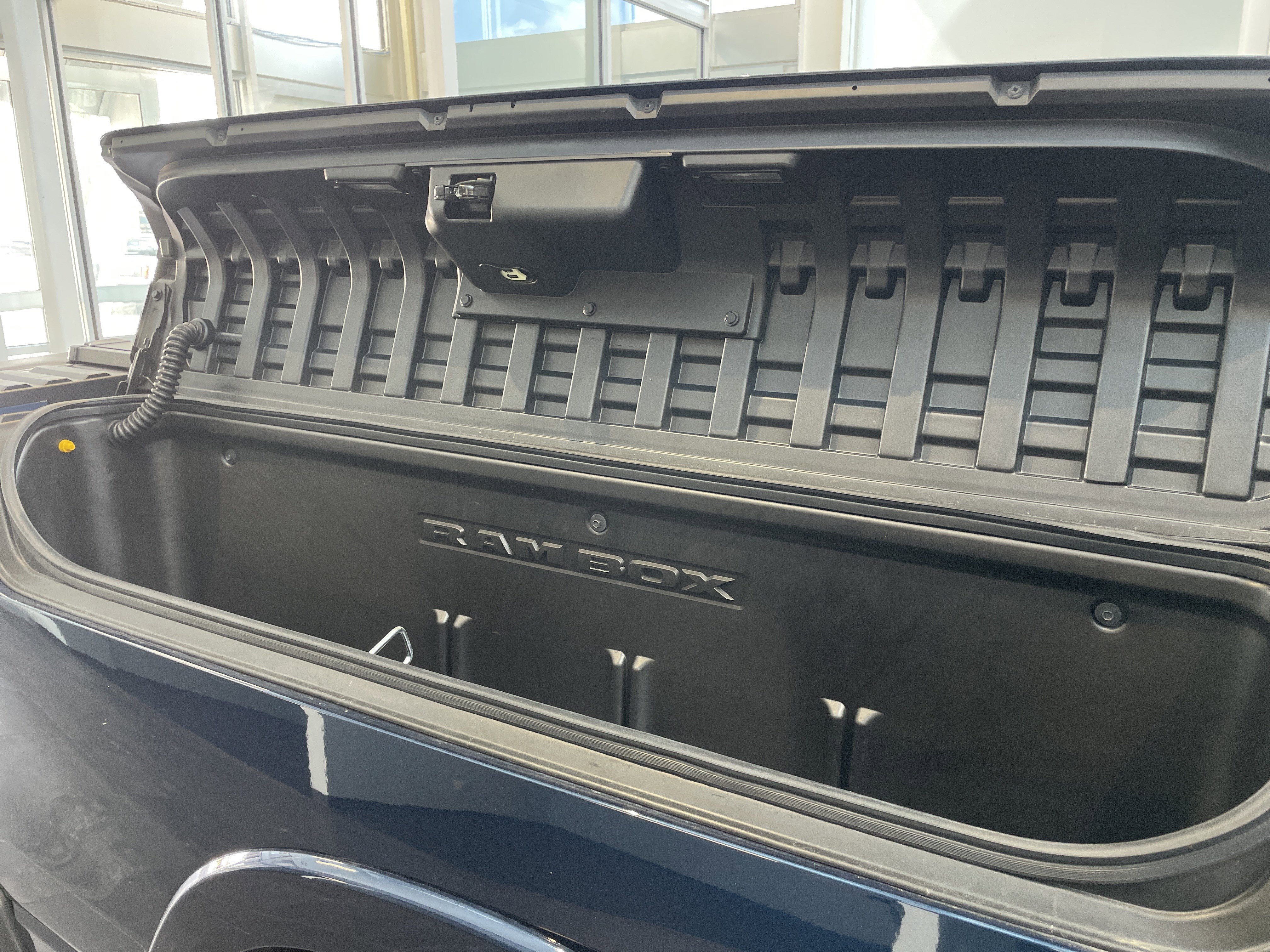 Used 2024 RAM 1500 Limited AWD/4WD image 41