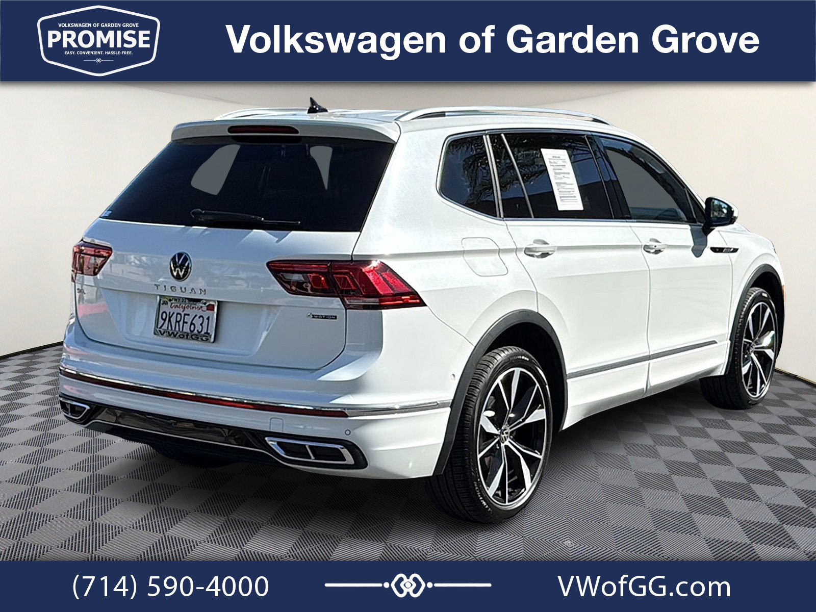 Used 2024 Volkswagen Tiguan SEL R-Line AWD/4WD image 8