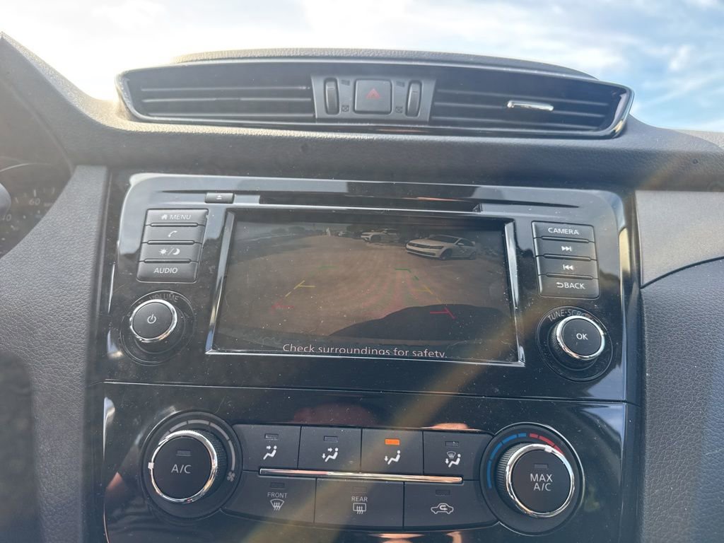 Used 2020 Nissan Rogue Sport S image 13