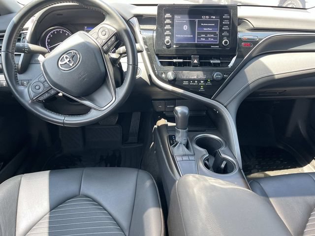 Used 2023 Toyota Camry SE w/ Convenience Package FWD image 16