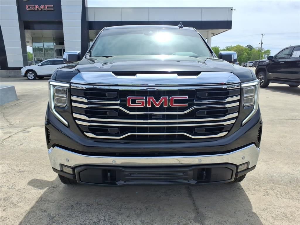Used 2025 GMC Sierra 1500 SLT w/ SLT Premium Plus Package image 2