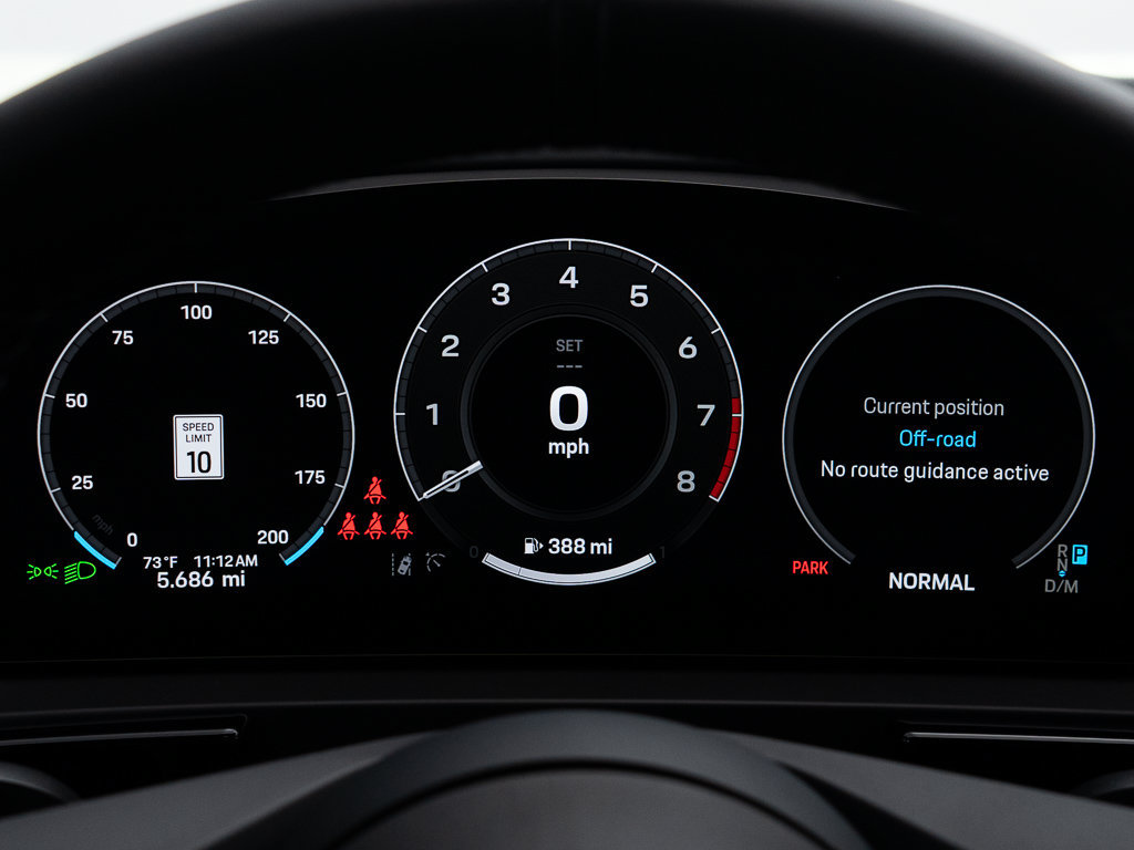 Certified 2026 Porsche Cayenne GTS AWD/4WD image 32