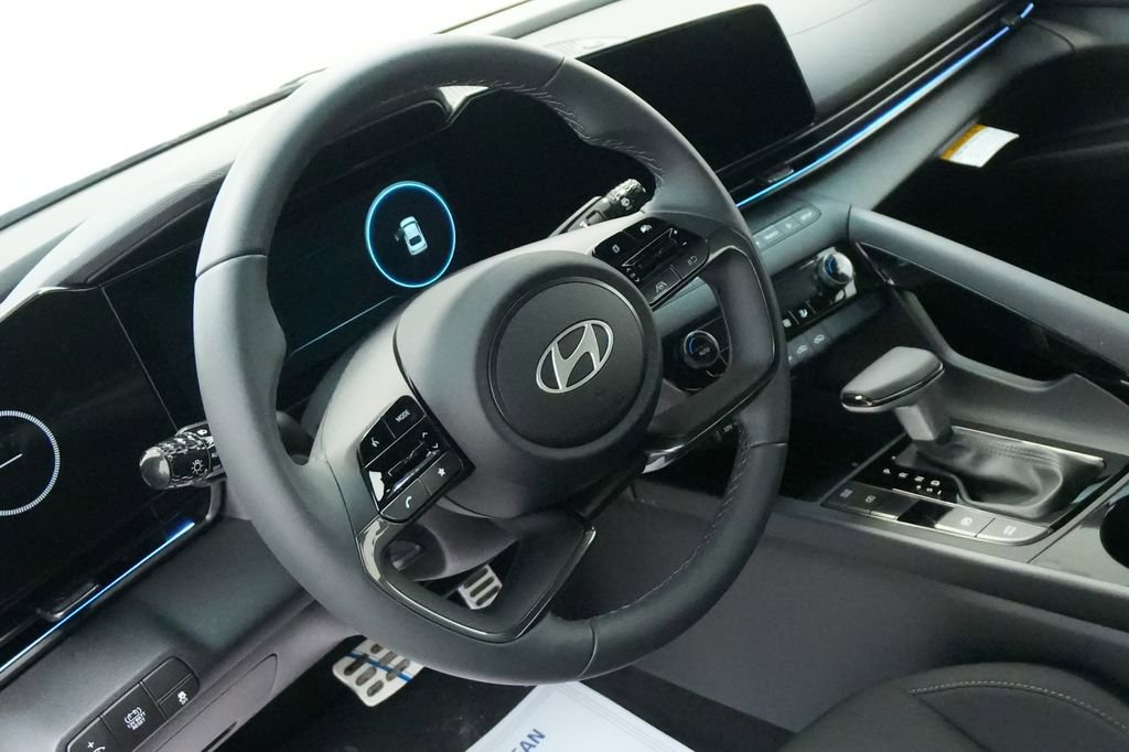 New 2026 Hyundai Elantra Sport image 13