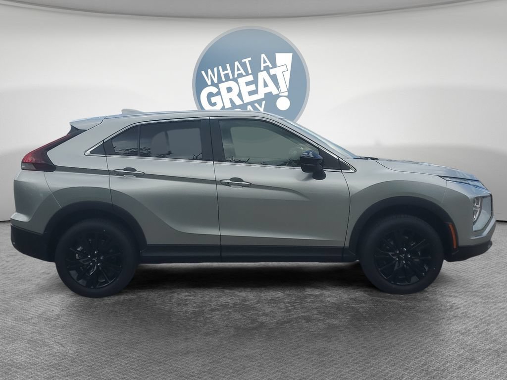 New 2026 Mitsubishi Eclipse Cross LE AWD/4WD image 2