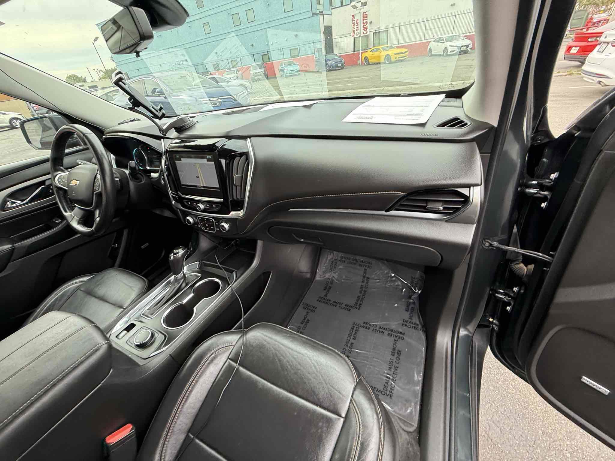 Used 2018 Chevrolet Traverse LT image 31