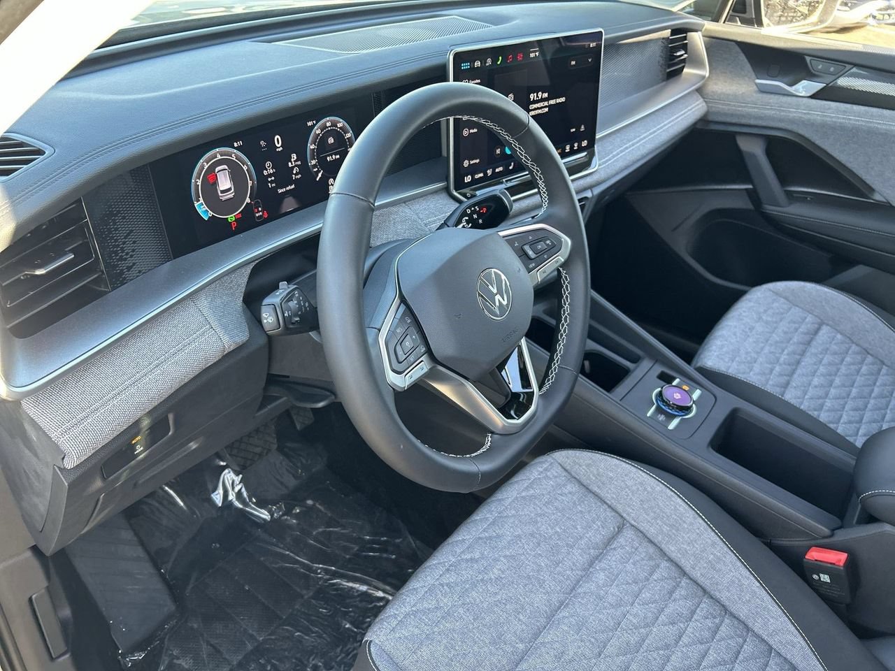 New 2026 Volkswagen Tiguan S AWD/4WD image 14