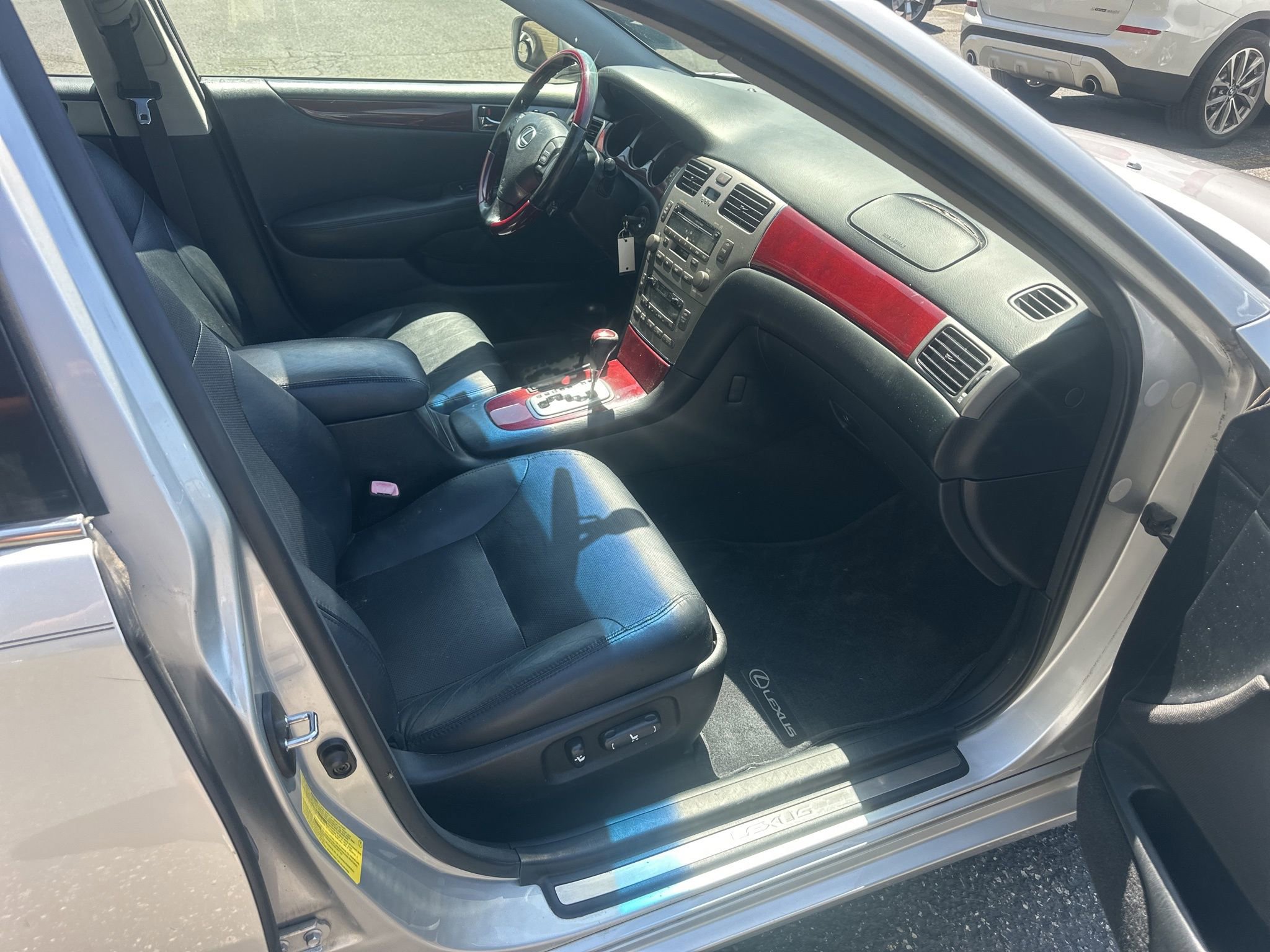 Used 2006 Lexus ES 330 image 8