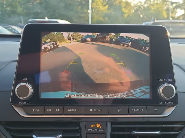 Used 2025 Nissan Altima 2.5 SV FWD image 30
