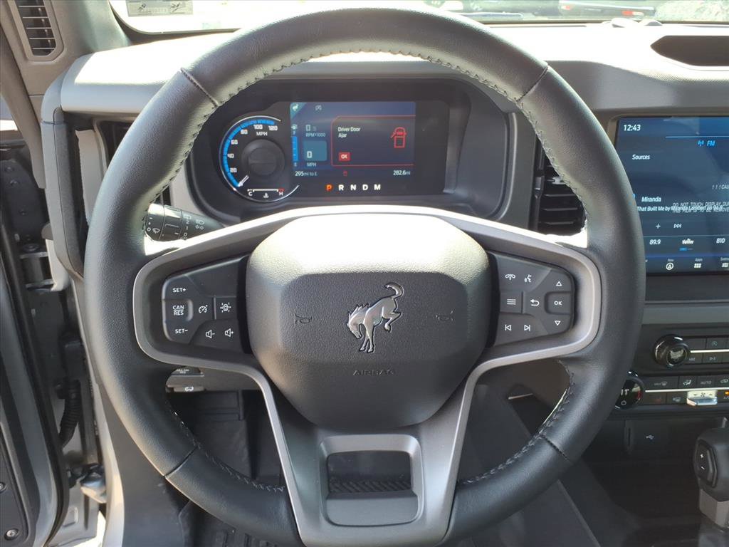Used 2024 Ford Bronco Big Bend image 12