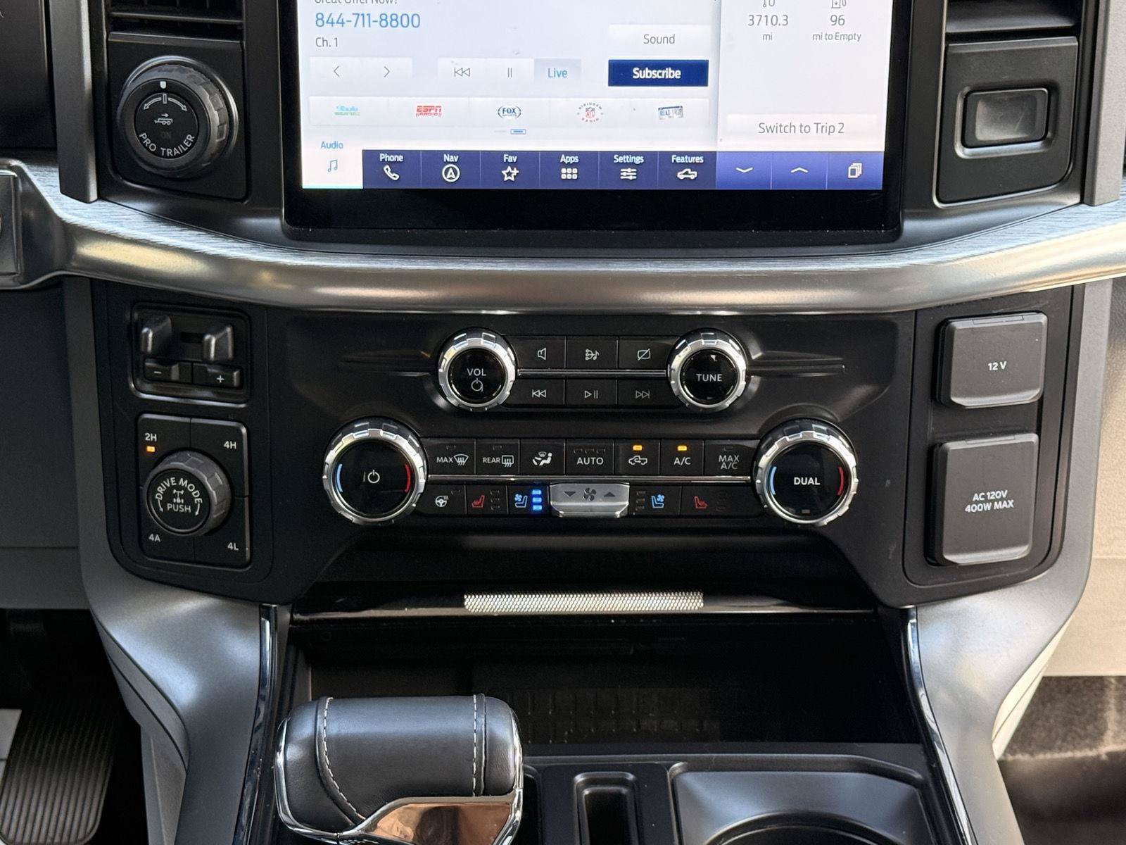 Used 2022 Ford F150 Lariat w/ Equipment Group 502A High AWD/4WD image 30
