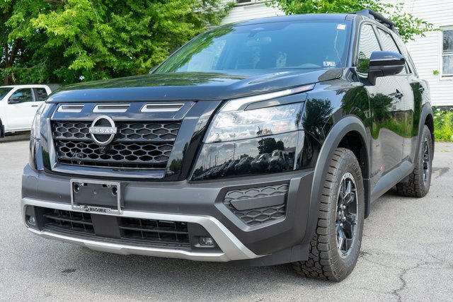 New 2025 Nissan Pathfinder Rock Creek image 2