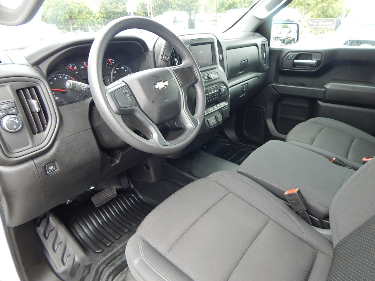 Used 2024 Chevrolet Silverado 1500 W/T w/ Trailering Package RWD image 2