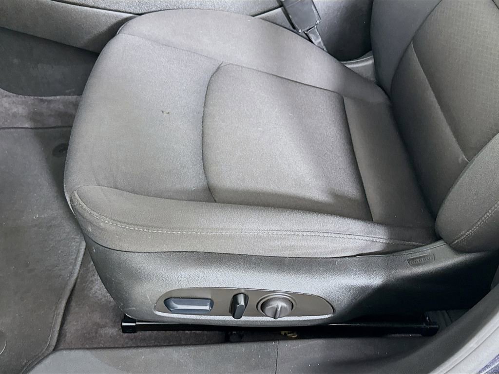 Used 2023 Chevrolet Malibu LT image 18